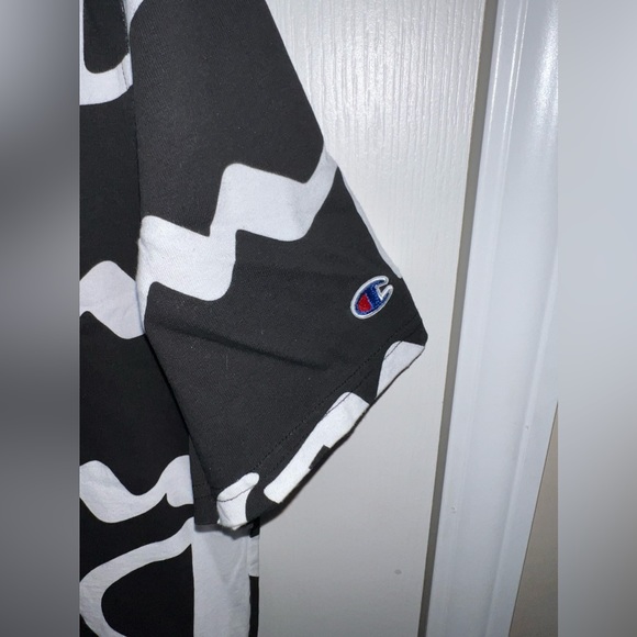 Men’s Champion All Over Print Short Sleeve - Picture 3 of 4